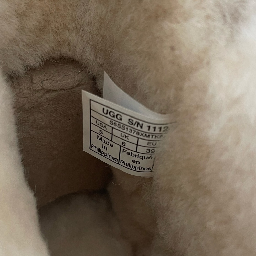 CLEARANCE!! NWT UGG Bailey Mini Zip Shearling Booties Sz8 & Sz9 - Picture 11 of 16